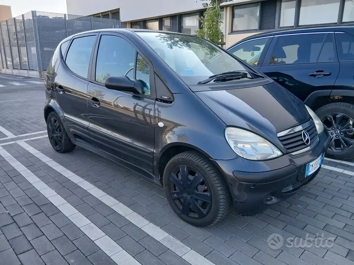 Usata Mercedes A140 Classic 82 CV (60 kW) 2003 Grigio Utilitaria