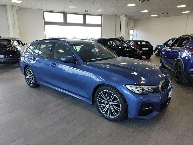 Usata BMW 320 M Sport 190 CV (139 kW) 2021 Blu/azzurro Station wagon