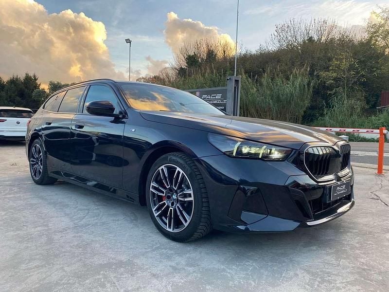 Usado BMW 520 M Sport 197 HP (144 kW) 2024 Branco Carrinha