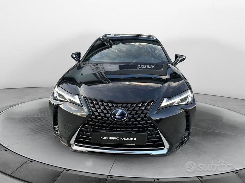 Usata Lexus UX Business Edition 183 CV (134 kW) 2022 Nero SUV