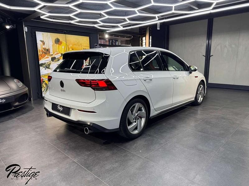 Usata VW Golf VIII GTI 245 CV (180 kW) 2022 Bianco Berlina