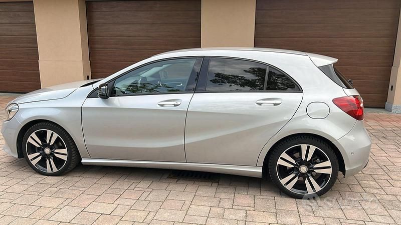 Occasion Mercedes A200 136 ch (100 kW) 2017 Gris Berline