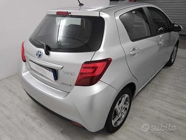 Usata Toyota Yaris Style 73 CV (53 kW) 2017 Berlina