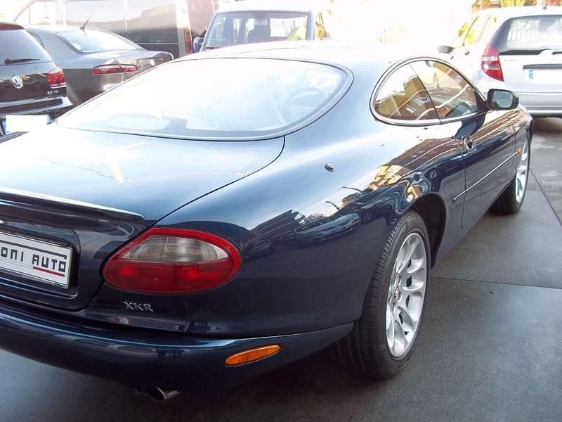 Usata Jaguar XKR Supercharged 363 CV (266 kW) 1999 Blu/azzurro Coupé
