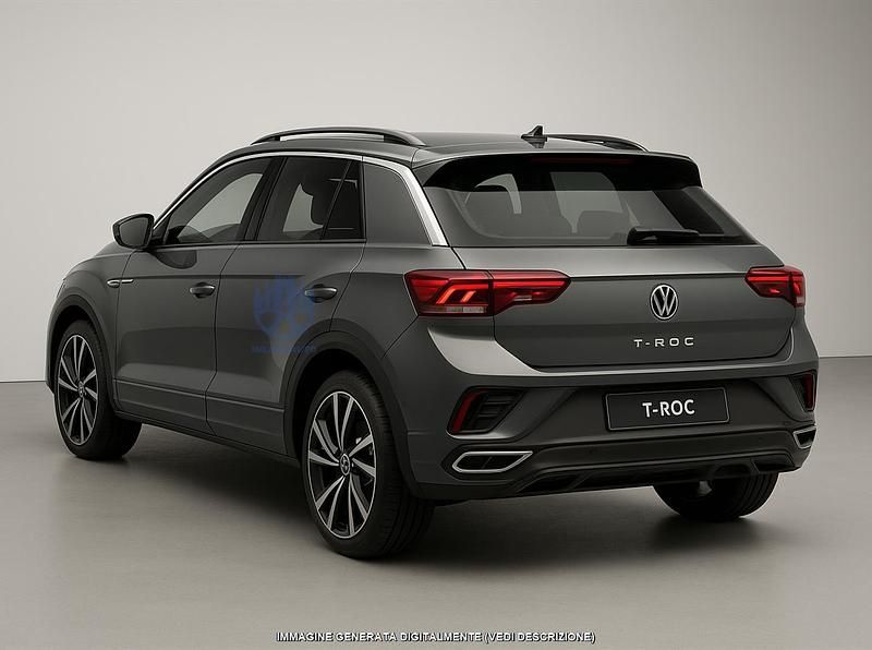 Usata VW T-Roc R-line 150 CV (110 kW) 2025 Grigio SUV