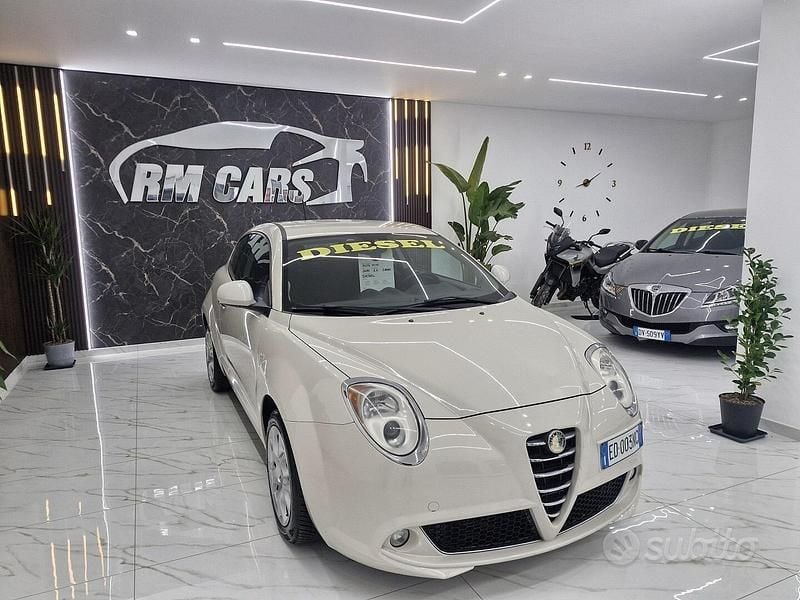 Usata Alfa Romeo MiTo Distinctive 120 CV (88 kW) 2010 Bianco Utilitaria