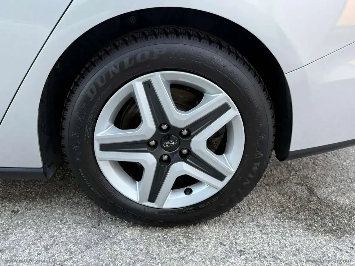 Usata Ford Focus Active X 120 CV (88 kW) 2022 Grigio Station wagon