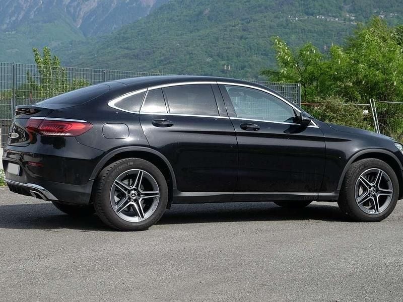 Usata Mercedes GLC200 Premium 197 CV (144 kW) 2020 Nero SUV