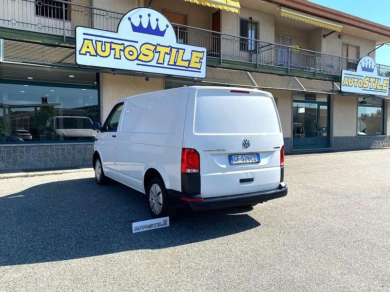 Usata VW Transporter 150 CV (110 kW) 2021 Bianco Furgone