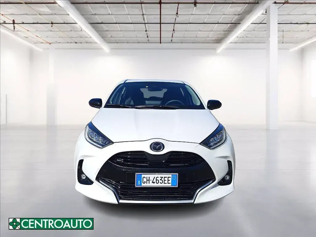 Usata Mazda 2 116 CV (85 kW) 2022 Bianco pastello Utilitaria