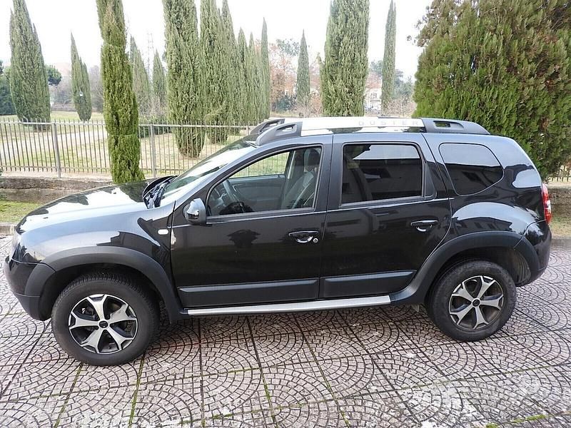Usata Dacia Duster 115 CV (84 kW) 2017 Nero SUV