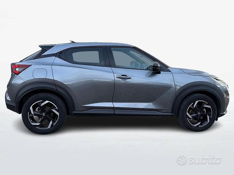 Gebraucht Nissan Juke N-Connecta 114 PS (83 kW) 2022 Grau SUV