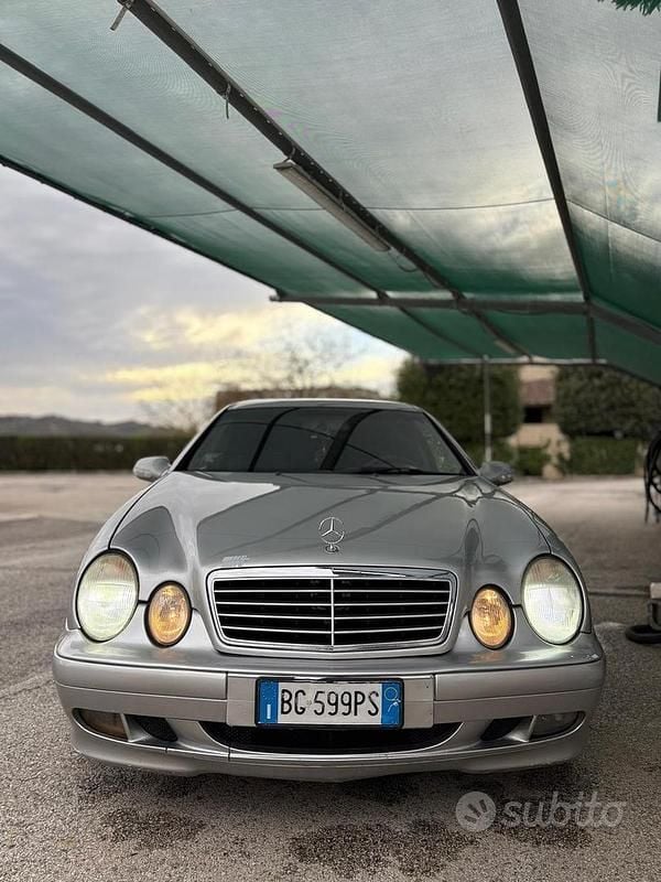 Grigio Usata 2000 Mercedes CLK200 Coupé | 1900 € (Ottimo prezzo) - Immagine 1/4
