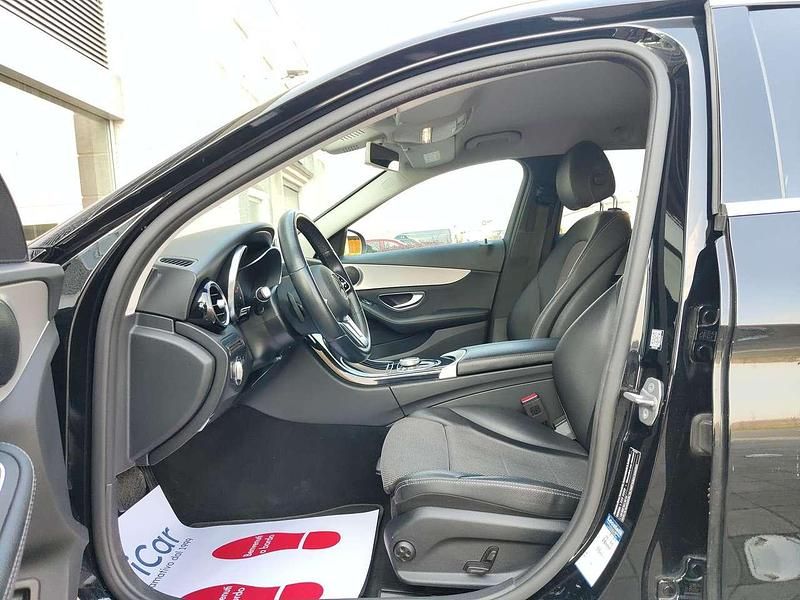 Usata Mercedes C220 194 CV (142 kW) 2019 Nero Station wagon
