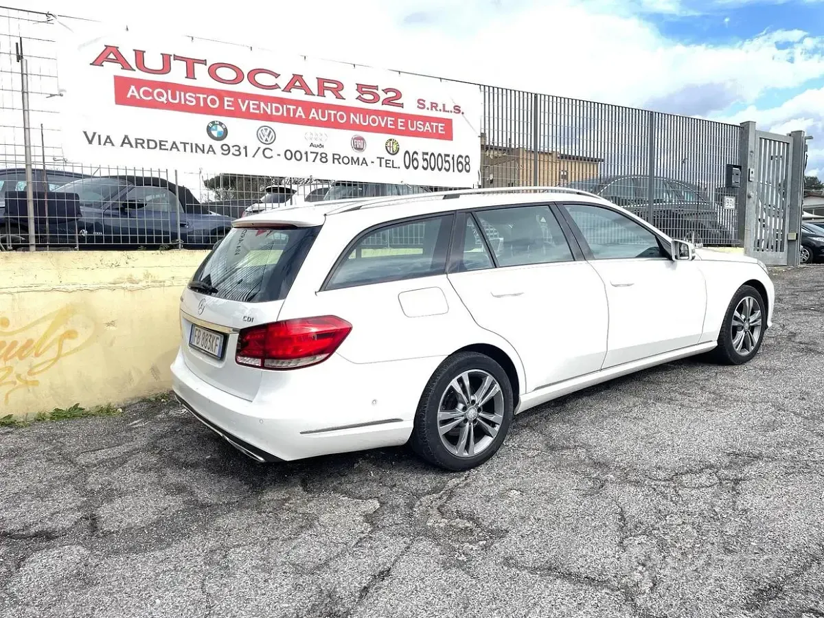 Usata Mercedes E220 170 CV (125 kW) 2015 Bianco Station wagon