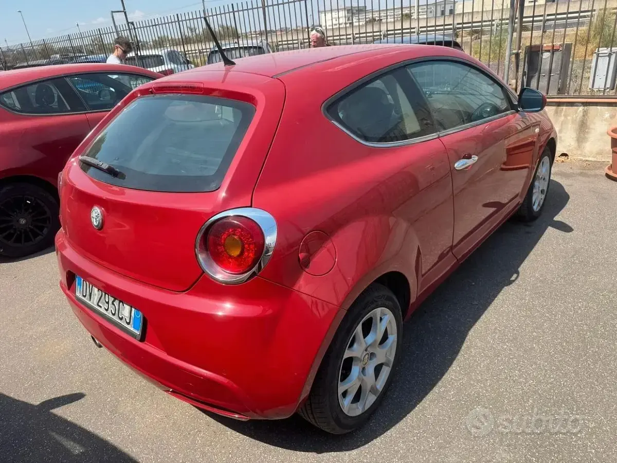 Usata Alfa Romeo MiTo Distinctive 120 CV (88 kW) 2009 Rosso Utilitaria