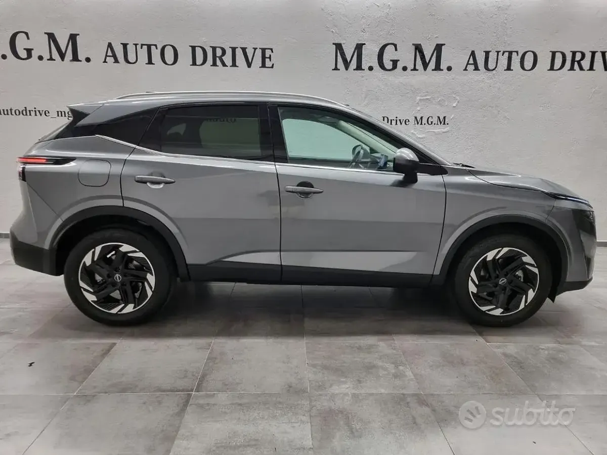 Nuova Nissan Qashqai N-Connecta 140 CV (102 kW) 2026 Grigio SUV