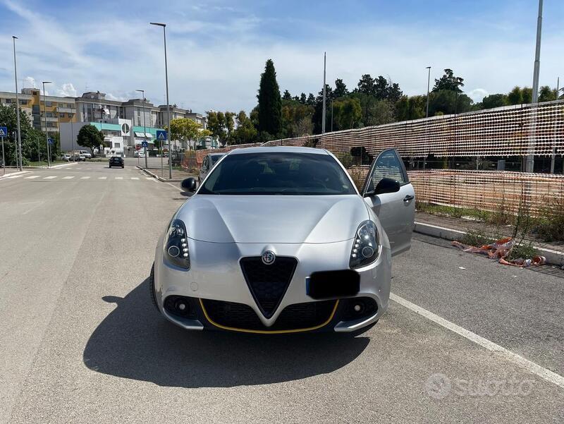 Usato 2019 Alfa Romeo Giulietta 2.0 Diesel 170 CV (15.900 €)