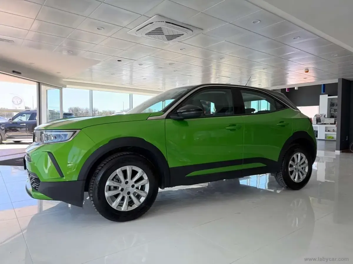 Usata Opel Mokka Edition 101 CV (74 kW) 2023 Verde SUV
