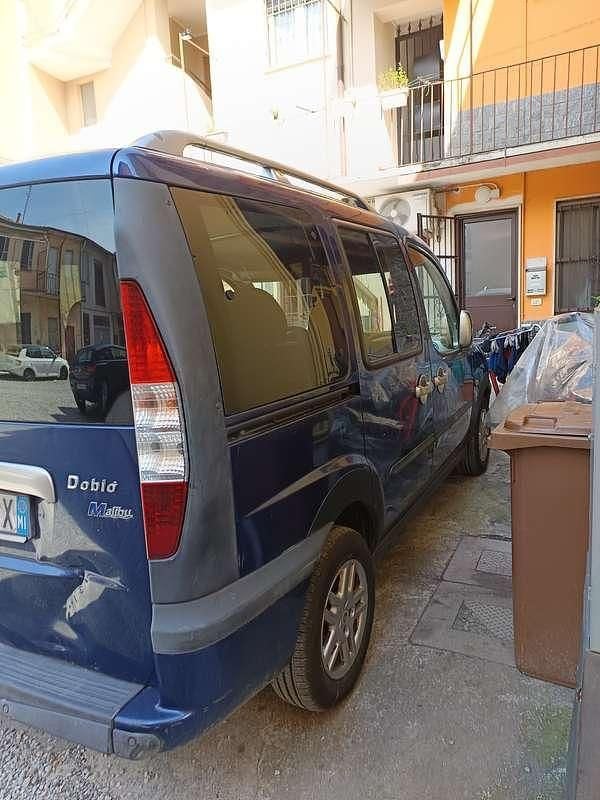 Usata Fiat Doblò 103 CV (75 kW) 2003 Monovolume