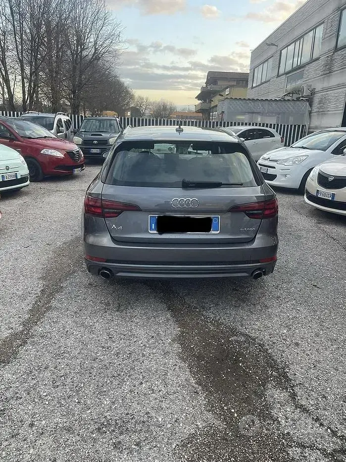 Usata Audi A4 S-Line 170 CV (125 kW) 2018 Grigio Station wagon