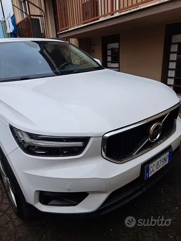 Usata Volvo XC40 150 CV (110 kW) 2020 Bianco SUV