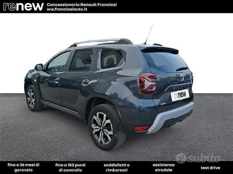Usata Dacia Duster Journey 100 CV (73 kW) 2022 Grigio scuro SUV