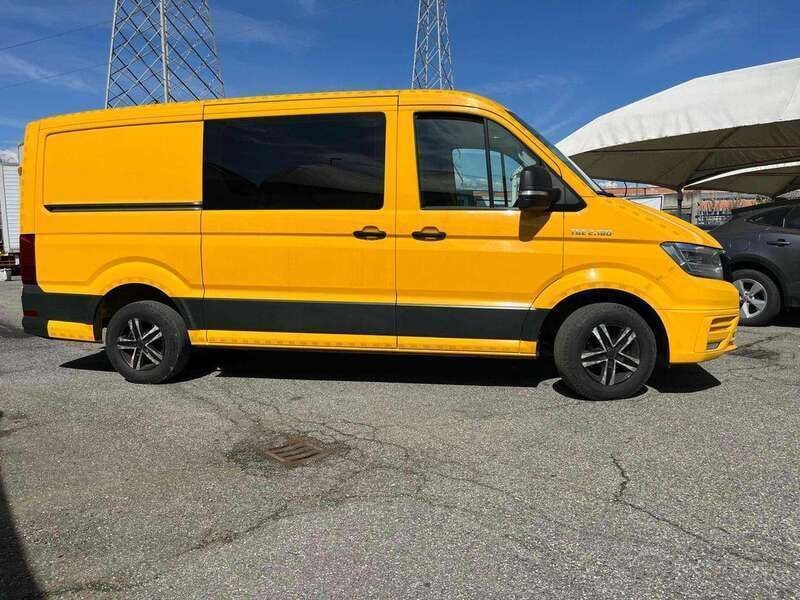 Usata VW Crafter Business+ 177 CV (130 kW) 2020 Giallo Furgone