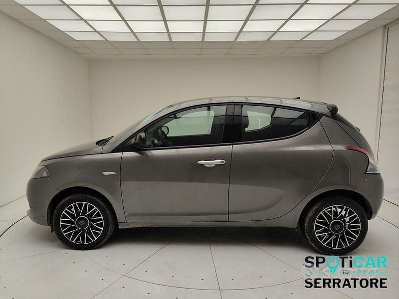 Usata Lancia Ypsilon S 69 CV (50 kW) 2024 Grigio Utilitaria