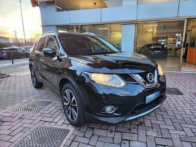 Usata Nissan X-Trail 131 CV (96 kW) 2017 Nero SUV