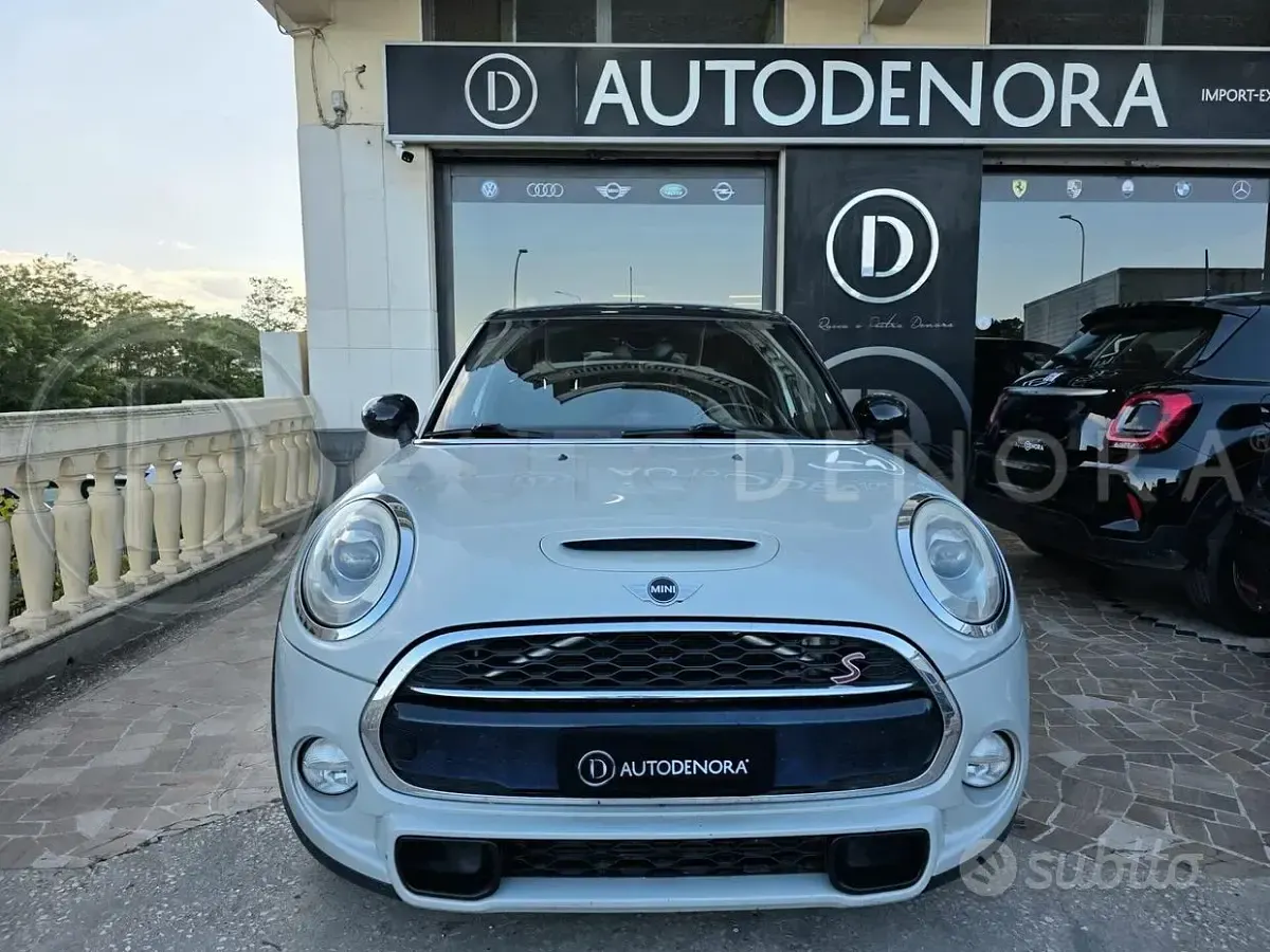 Usata Mini Cooper SD Business 170 CV (125 kW) 2015 Grigio Utilitaria