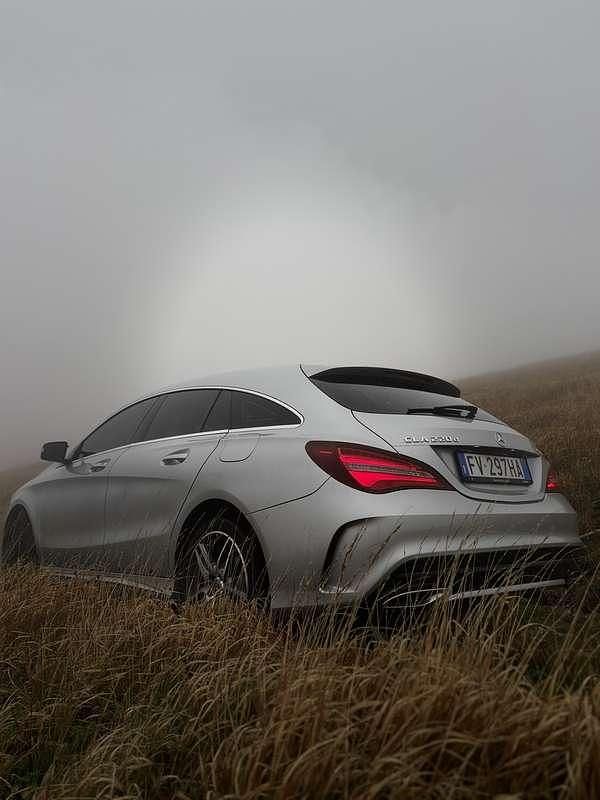 Usata Mercedes CLA220 Shooting Brake Edition 177 CV (130 kW) 2018 Station wagon
