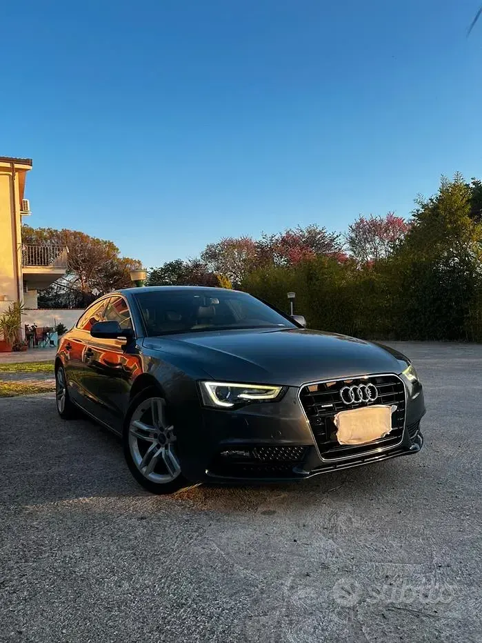 Usata Audi A5 S-Line 190 CV (139 kW) 2015 Grigio Coupé