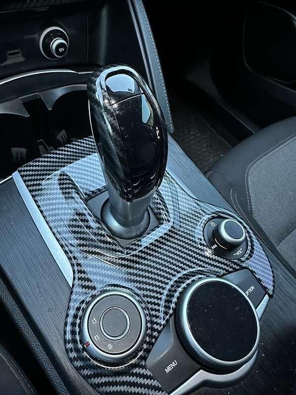 Usata Alfa Romeo Stelvio Executive 179 CV (131 kW) 2017 SUV