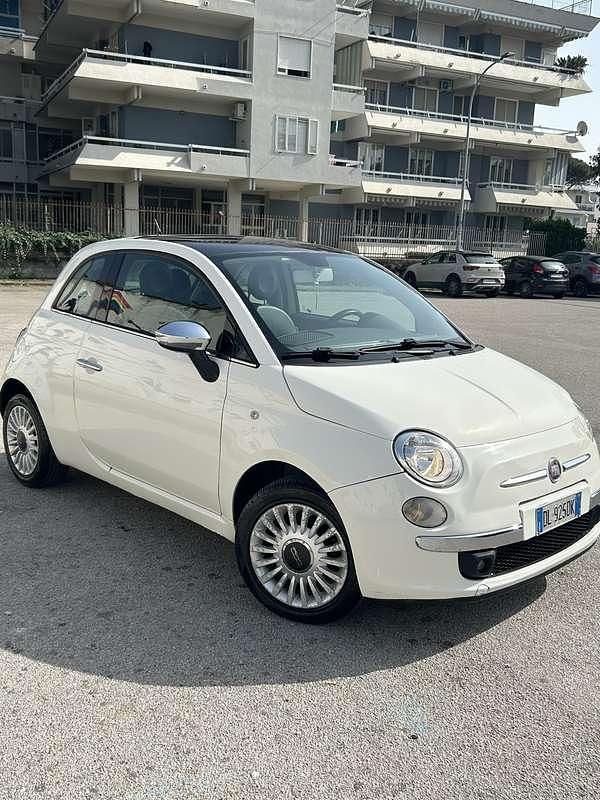 Usata Fiat 500 Lounge 75 CV (55 kW) 2007 Bianco Utilitaria