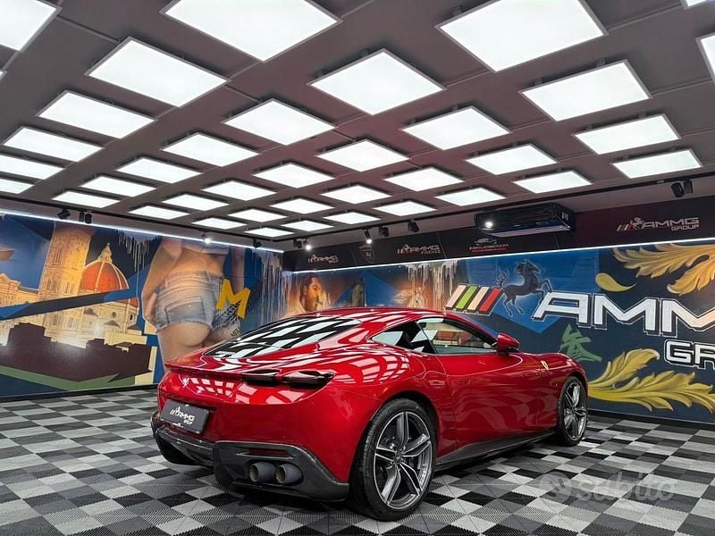 Usata Ferrari Roma 620 CV (456 kW) 2023 Rosso Coupé