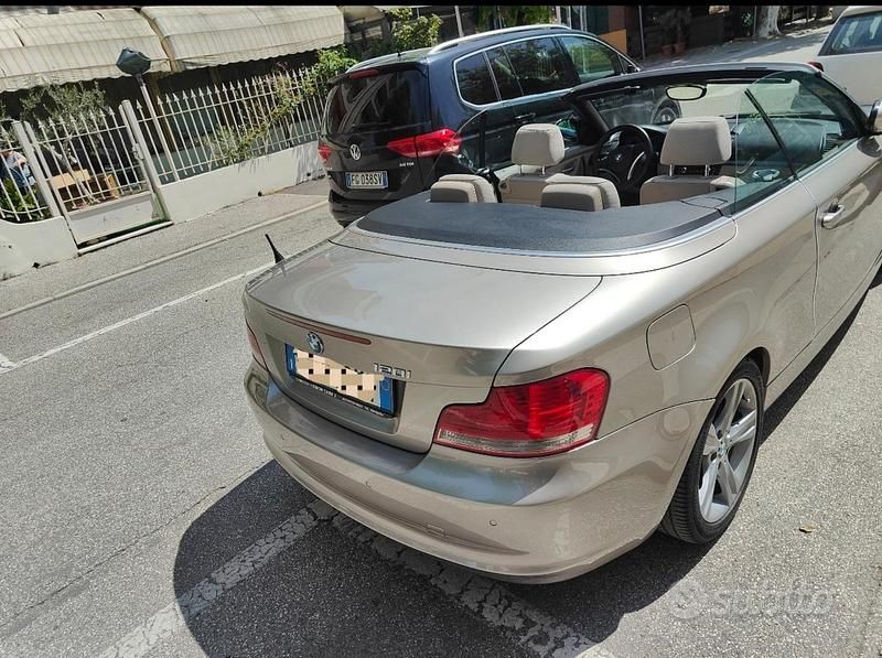 Usata BMW 120 Cabriolet Efficient Dynamics 170 CV (125 kW) 2009 Grigio Cabrio