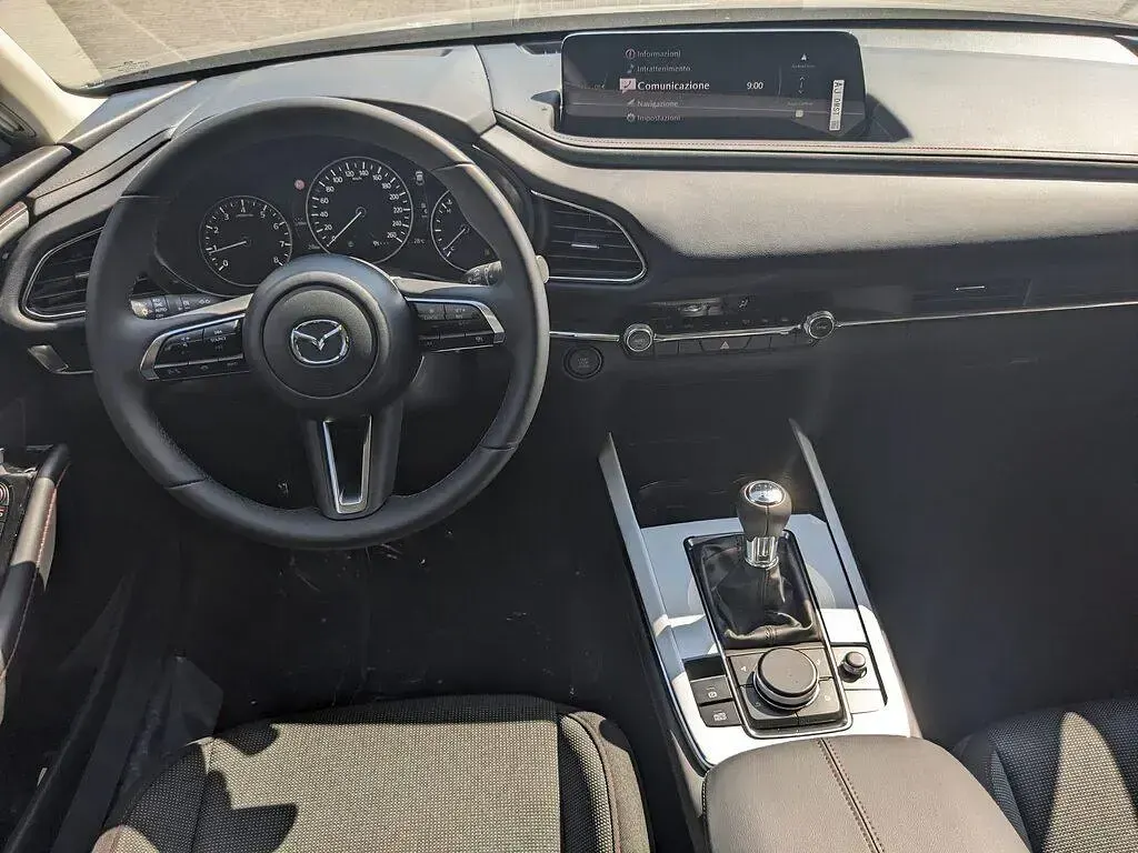 Nuova Mazda CX-30 140 CV (102 kW) 2026 Machine grey SUV