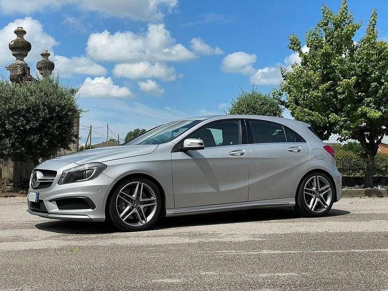 Usata Mercedes A45 AMG AMG 360 CV (264 kW) 2015 Utilitaria
