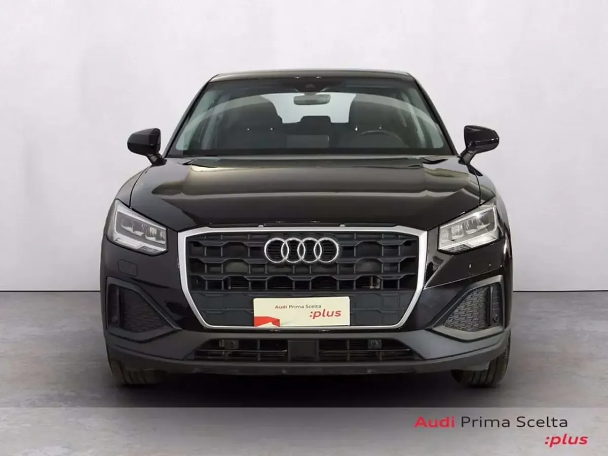 Usata Audi Q2 116 CV (85 kW) 2023 Grigio SUV