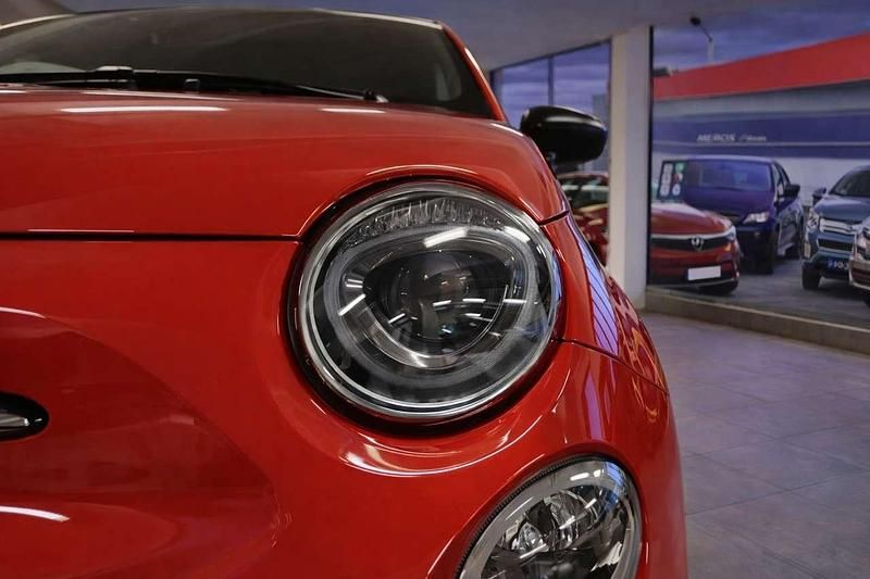 Usata Fiat 500 70 CV (51 kW) 2023 Arancio Berlina