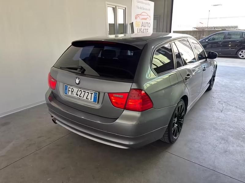 Usata BMW 318 M Sport 143 CV (105 kW) 2011 Argento Station wagon