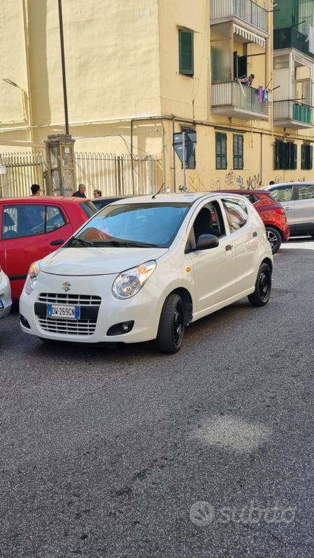 Usata Suzuki Alto 68 CV (50 kW) 2009 Bianco Utilitaria