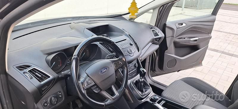 Usata Ford C-MAX 120 CV (88 kW) 2017 Grigio Monovolume