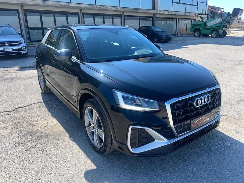Nero Usata 2023 Audi Q2 S-Line SUV | 27.000 € (Super prezzo) - Immagine 1/4