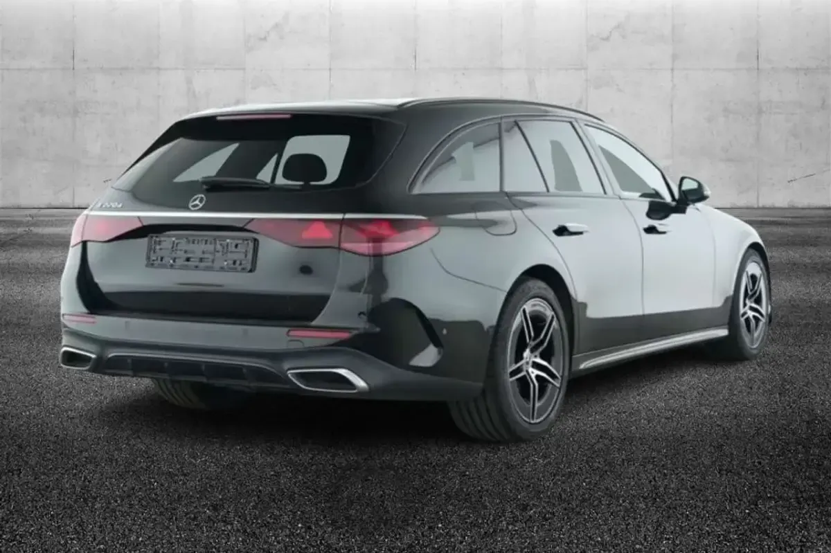 Usata Mercedes E220 Advanced Plus 197 CV (144 kW) 2024 Nero Station wagon