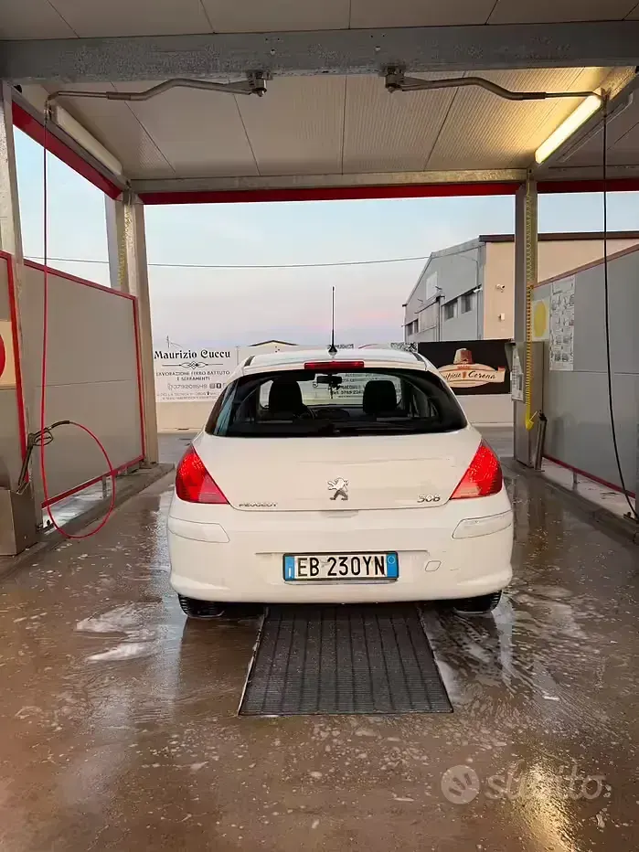 Usata Peugeot 308 109 CV (80 kW) 2010 Bianco Berlina