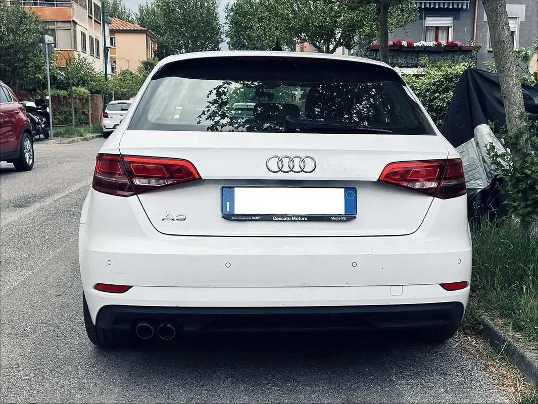 Usata Audi A3 Business 150 CV (110 kW) 2020 Berlina