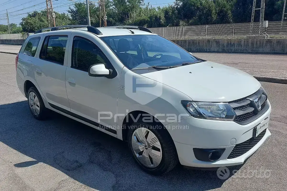 Usata Dacia Logan MCV Lauréate 75 CV (55 kW) 2015 Bianco Station wagon