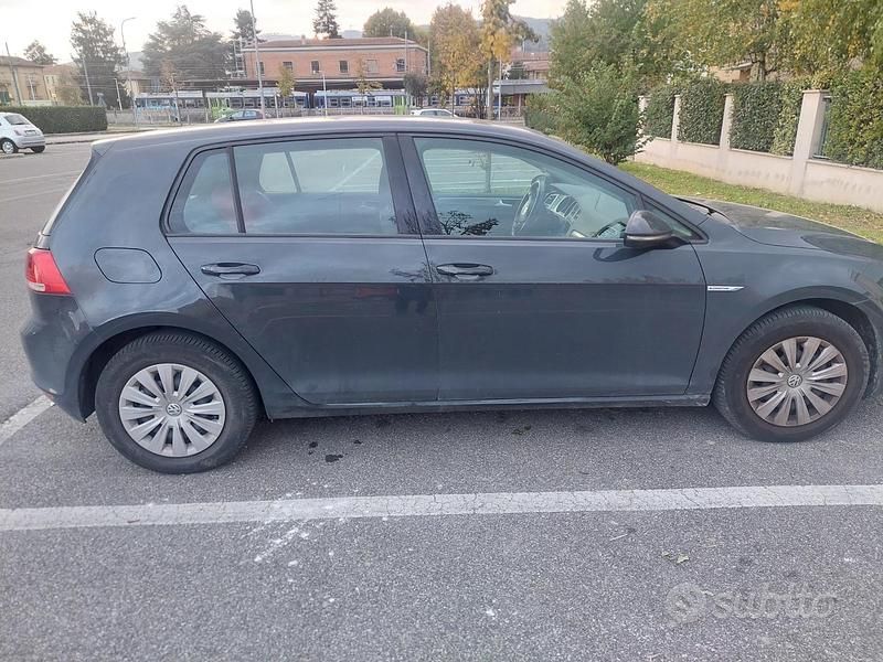 Usata VW Golf VII 110 CV (80 kW) 2016 Berlina